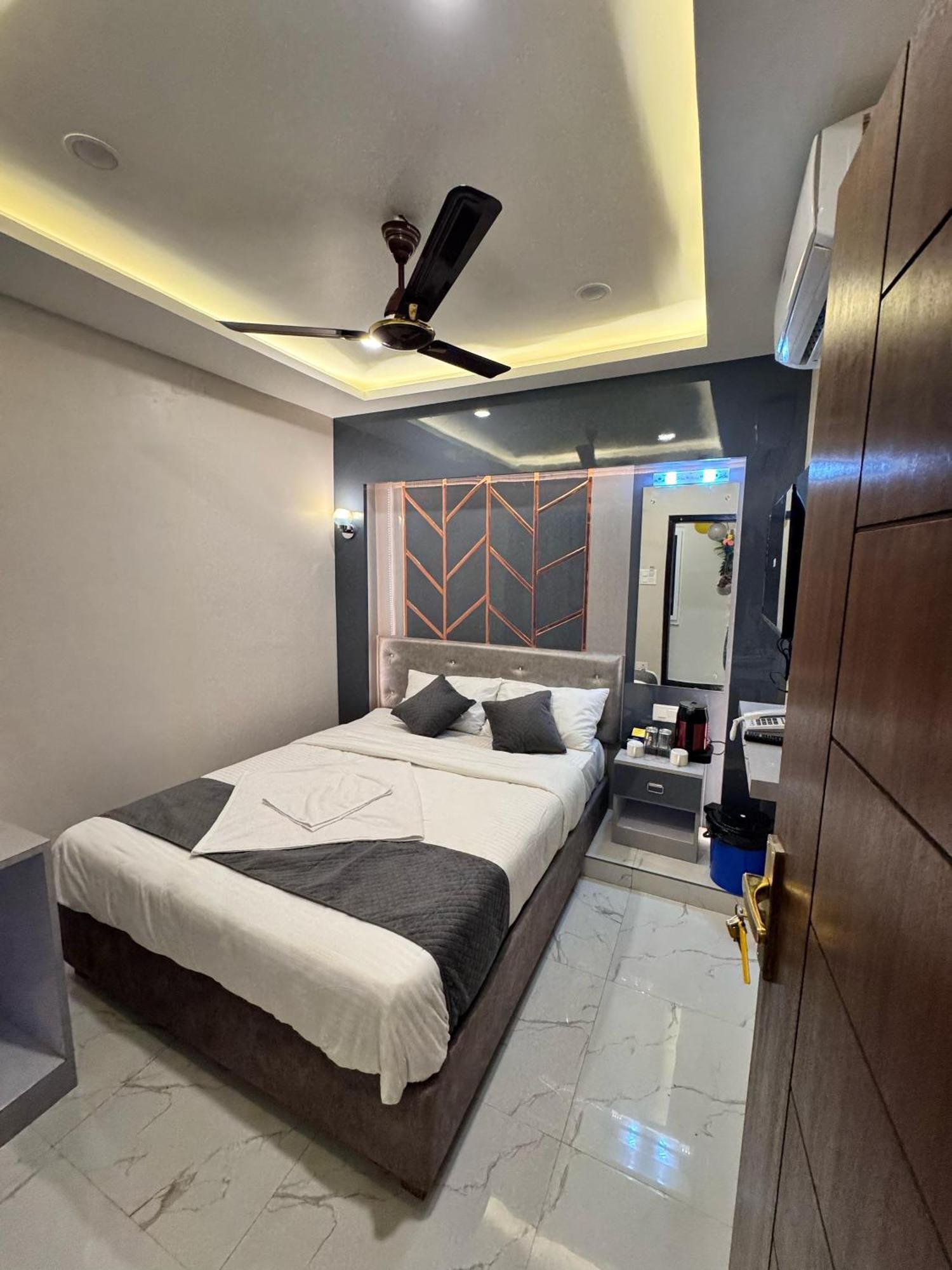 Hotel Royal Mithila Private Limited Янакпур Екстериор снимка