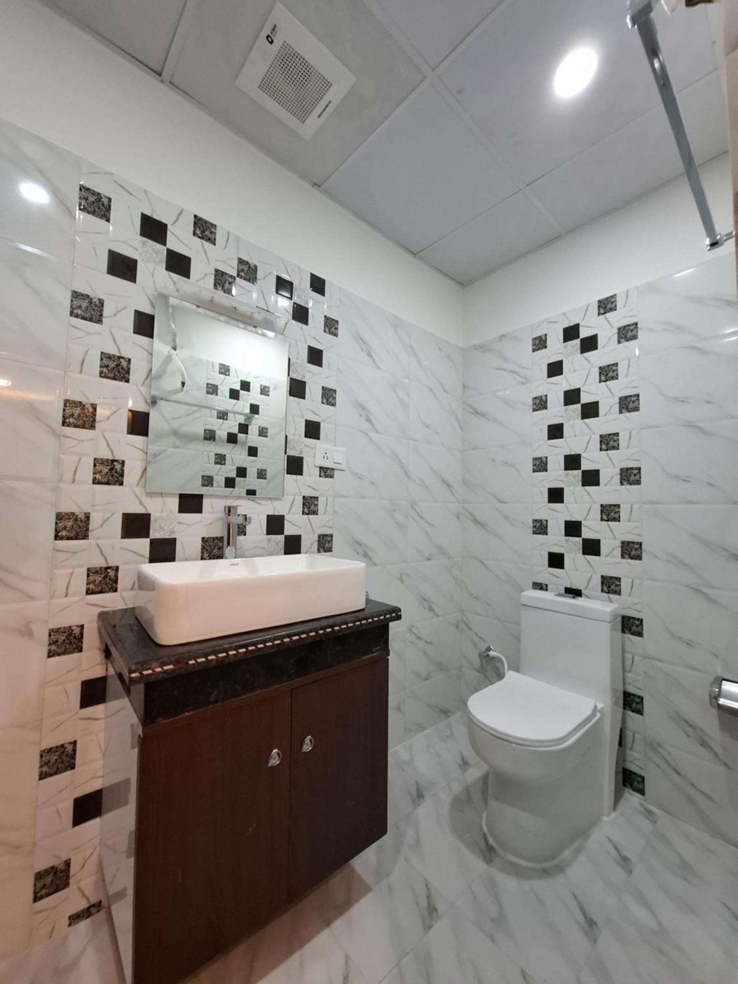 Hotel Royal Mithila Private Limited Янакпур Екстериор снимка