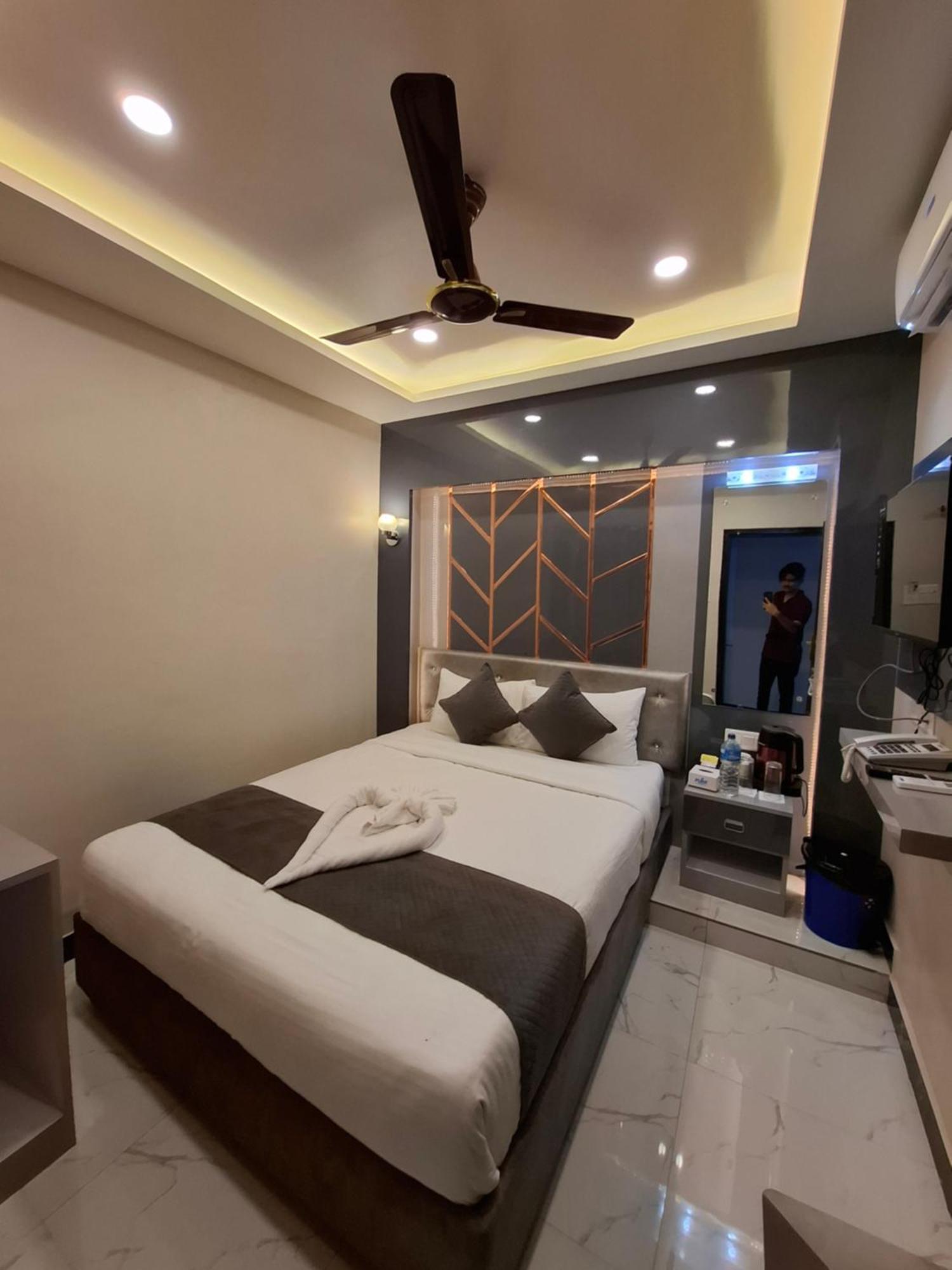 Hotel Royal Mithila Private Limited Янакпур Екстериор снимка
